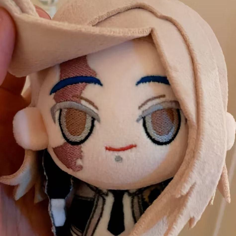 دمية قطنية محشوة على شكل شخصية - مراجعة Anime Cosplay Sus وسعره