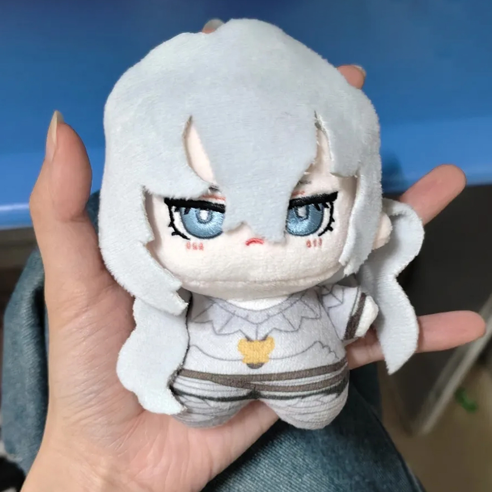 دمية قطنية لشخصية جريفيث من أن - مراجعة Anime Cosplay Sus وسعره